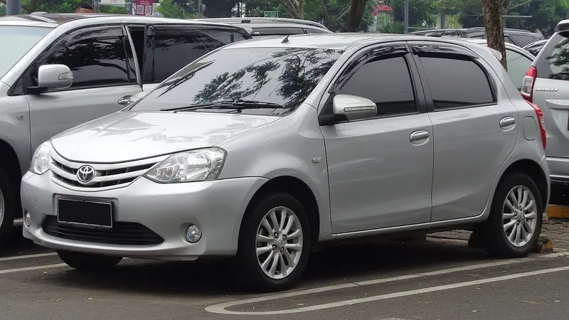 Toyota Etios 1.5 X 2020