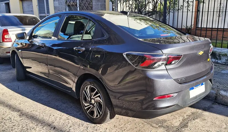 Chevrolet Onix Plus 1.0T LT 2023